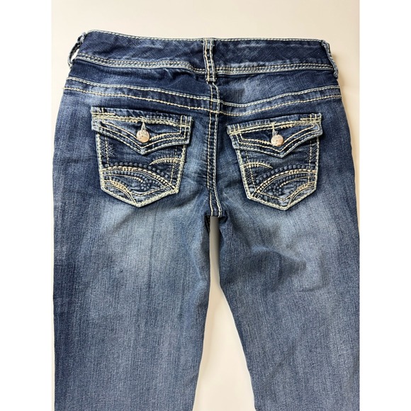 Maurices Juniors Capri Jeans Size 1/2 Blue Wash Cropped - Picture 4 of 9